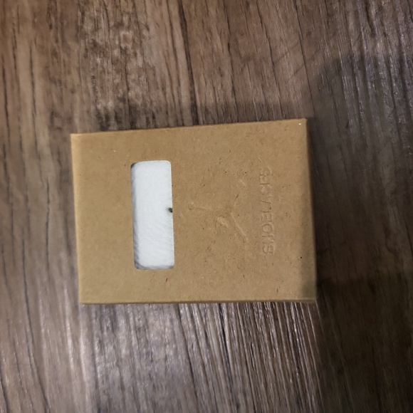 Jordan 1 Retro High OG Mauve - Picture 10 of 12